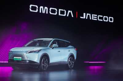 Andalkan Super Hybrid System, Omoda &amp; Jaecoo Luncurkan Omoda C7 dan C3